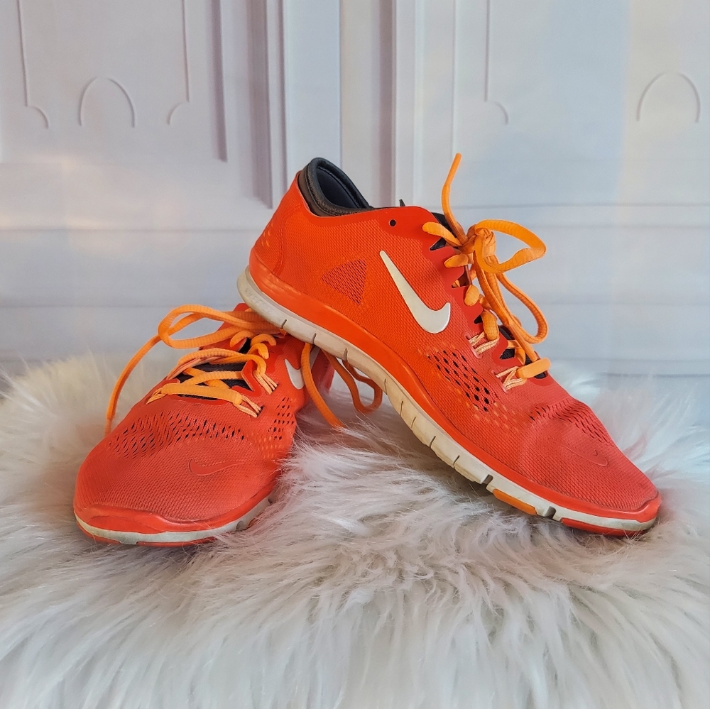 Nike Free TR Fit 4 Vivid Hot Pink Orange Women's Running Sneakers